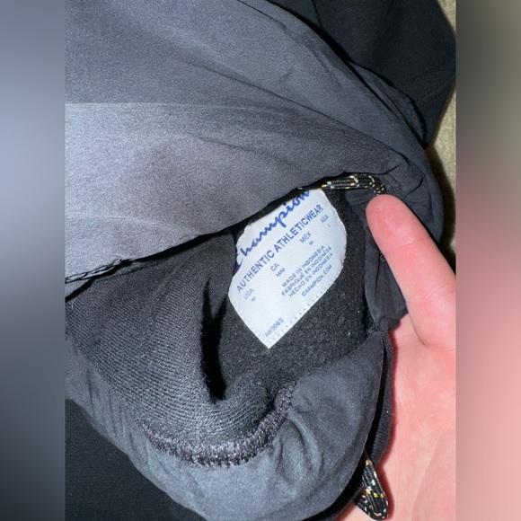 Champion Sweatshirt - Picture 3 of 3